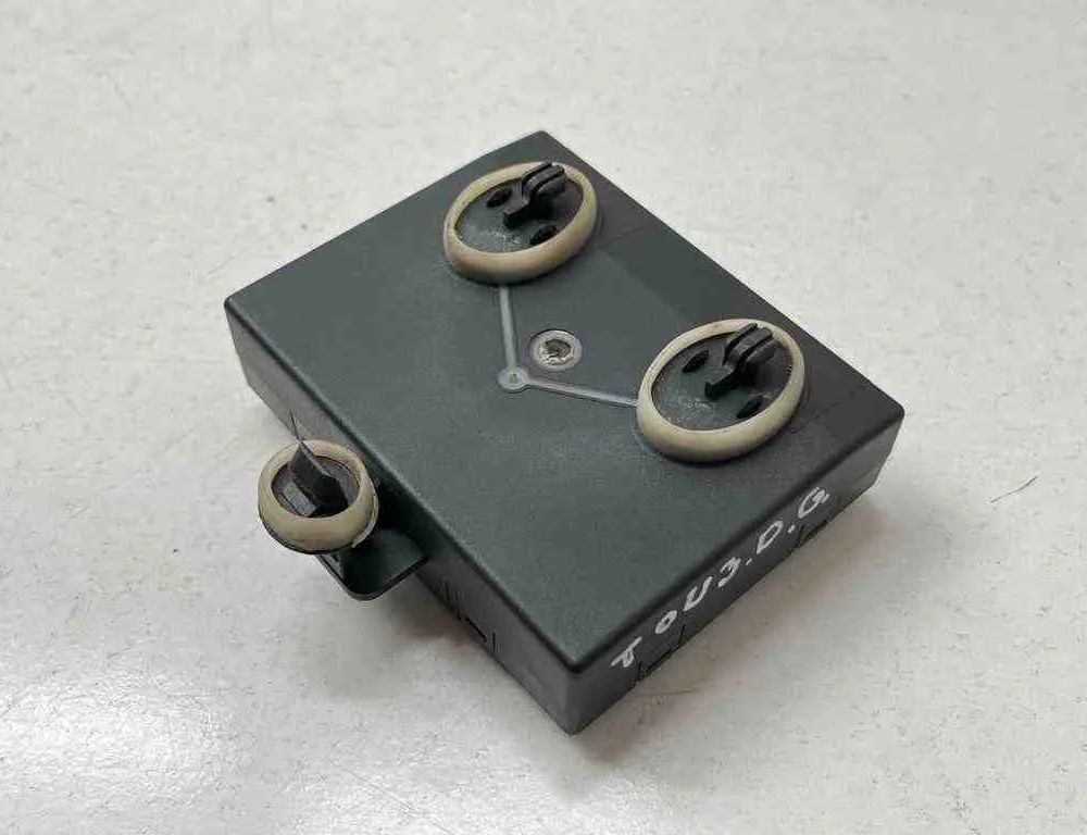 VOLKSWAGEN Touran 3 generation (2015-2023) Aizmugurējo labo durvju vadības bloks 5Q0959595B,5Q0959595E 32684113