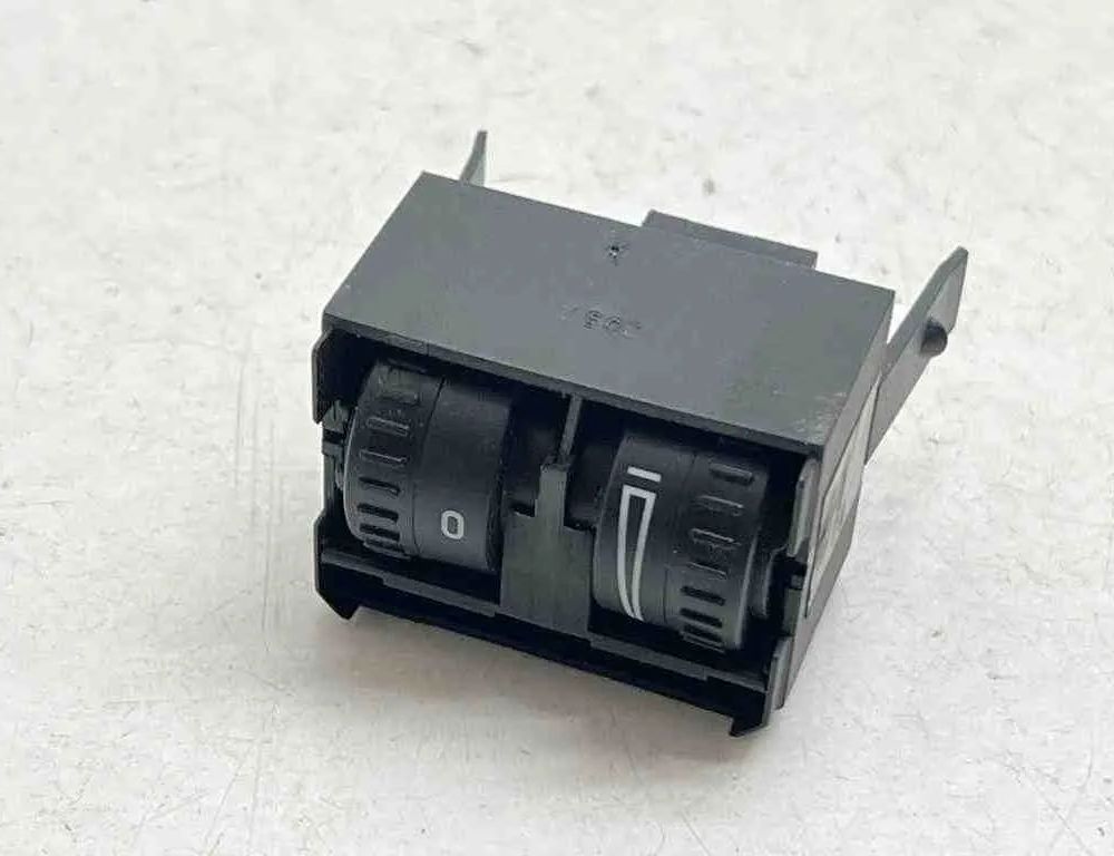 VOLKSWAGEN Caddy 3 generation (2004-2015) Переключатель регулировки высоты фар 2K0941333D 32686810