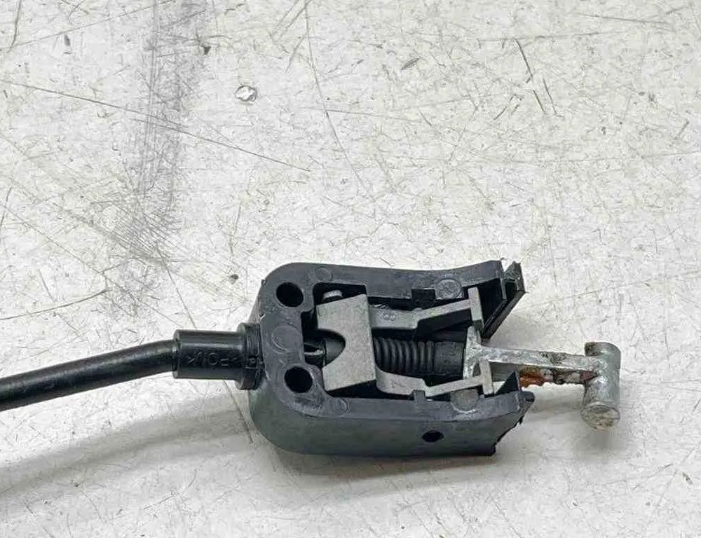 VOLKSWAGEN Caddy 3 generation (2004-2015) Priekšējo labo durvju slēdzene A046465,5TB837016A 32686875