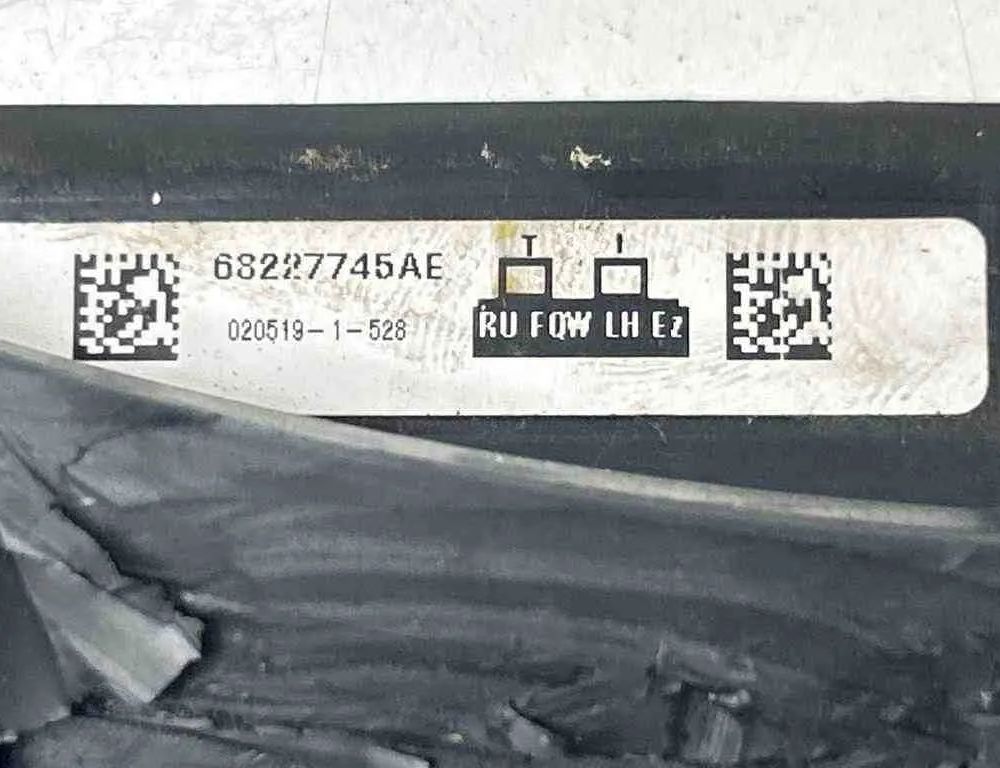 CHRYSLER Pacifica 2 generation (RU) (2016-2023) Priekšējais kreisais durvju stikls E000218,68227745AE,43R001229 32691461