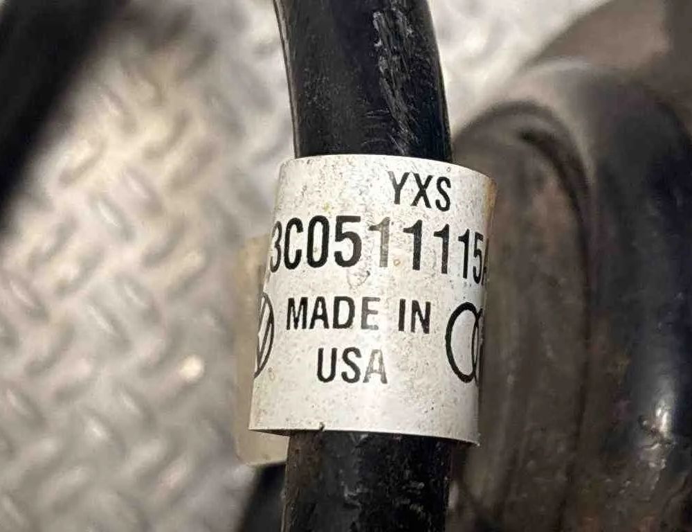 VOLKSWAGEN Passat B8 (2014-2023) Пружина амортизатора задняя правая 3C0511115AB 32691755