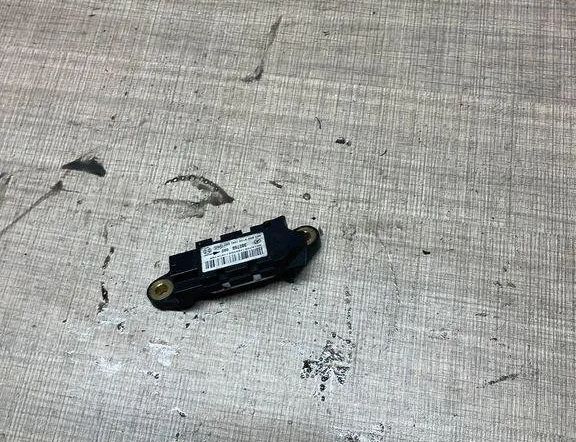 MERCEDES-BENZ CLS-Class C219 (2004-2010) Задний правый датчик удара 0018209126 31743746