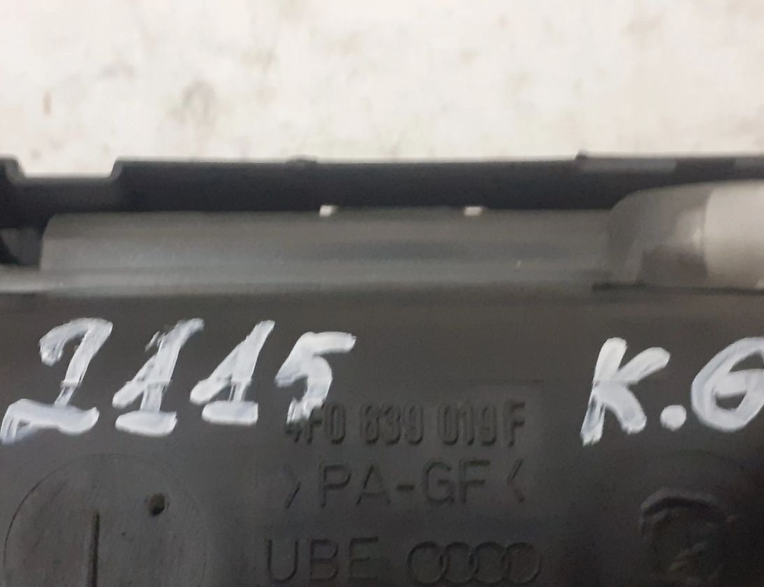 AUDI A6 C6/4F (2004-2011) Kreisais aizmugurējais iekšējais atvēršanas rokturis 4f0839019f,4f0839019f 13934889