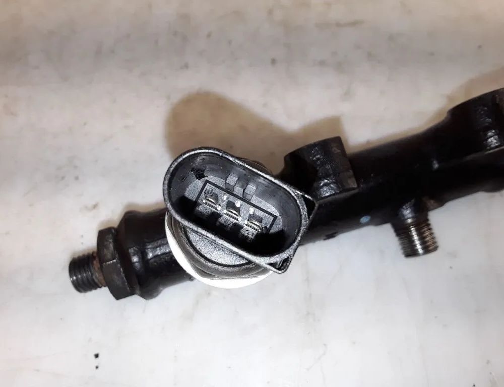 PEUGEOT 607 1 generation (2000-2008) Degvielas reika 4R8Q9CD66AE,A2C20001297 11716100