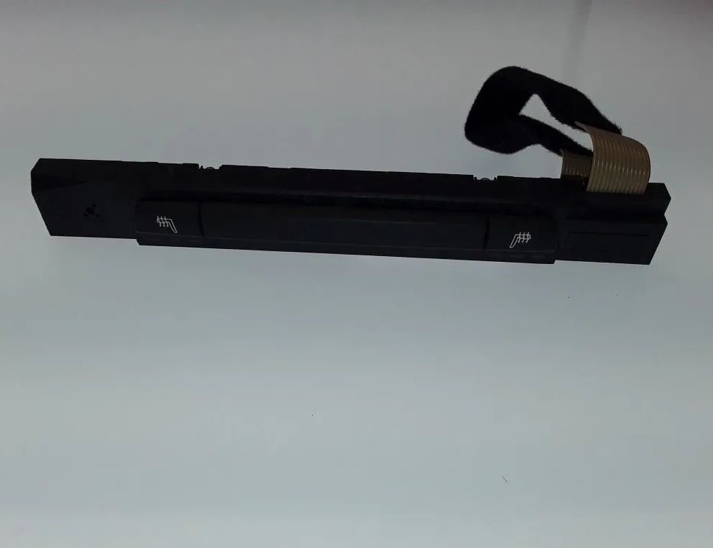 BMW 1 Series E81/E82/E87/E88 (2004-2013) Seat heating switch 6962604,03743670,6131696260405 11749597