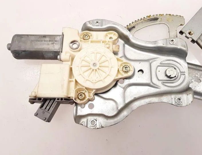 TOYOTA Avensis 2 generation (2002-2009) Front Left Door Window Regulator 6981005050,992046100 20724158