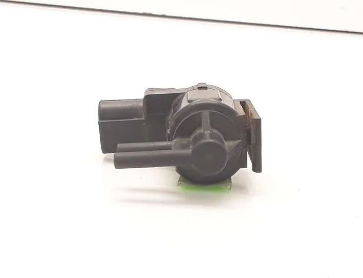 MAZDA 626 GF (1997-2002) Solenoid Valve K5T44173,1124 20748734