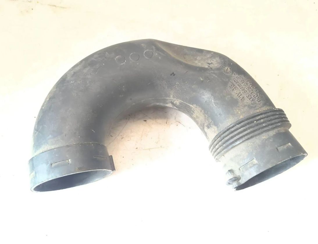 VOLKSWAGEN Touran 1 generation (2003-2015) Citas caurules 1K0129618BA 29827206