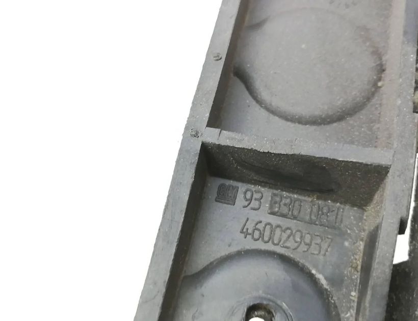 OPEL Meriva 1 generation (2002-2010) Aizmugurējā kreisā bampera stiprinājums 93330081 29969935