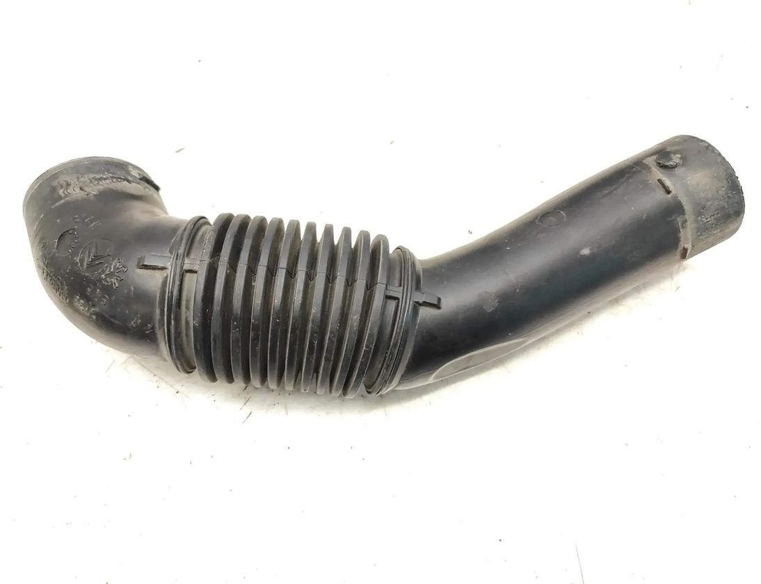 PEUGEOT 2008 2 generation (2019-2023) Air Intake Tube 9684813780 29970054