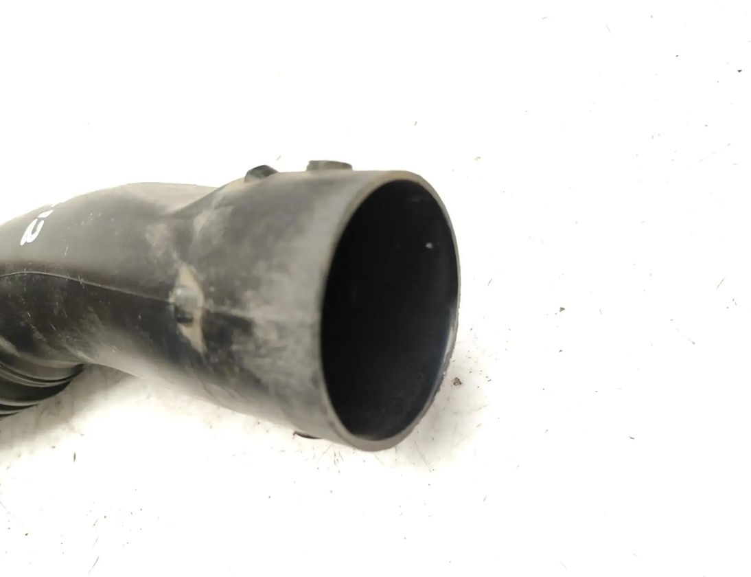PEUGEOT 2008 2 generation (2019-2023) Air Intake Tube 9684813780 29970054