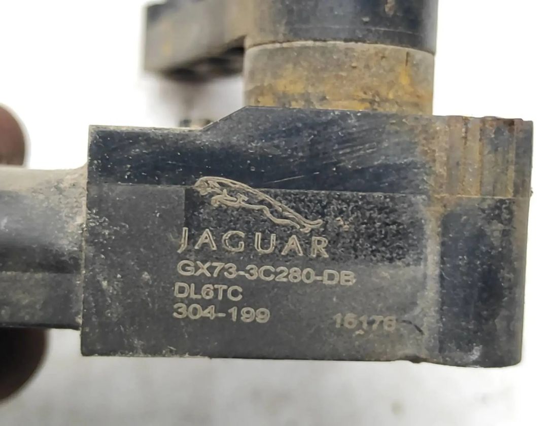 JAGUAR XE 1 generation (2014-2024) Priekšējais labais līmeņa sensors GX733C280DB 30019773