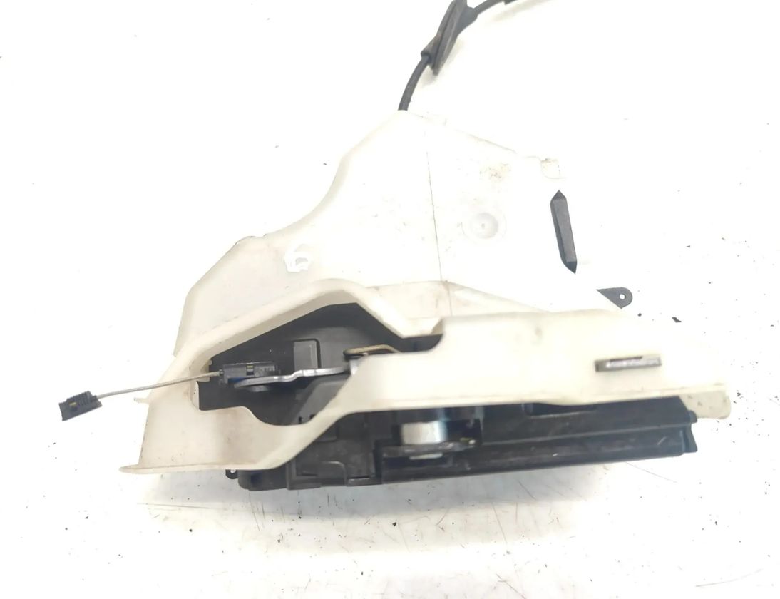 VOLKSWAGEN Golf Plus 2 generation (2009-2014) Aizmugurējā labā durvju slēdzene 25101D6 30040315