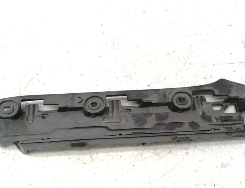 VOLKSWAGEN Caddy 3 generation (2004-2015) Priekšējā kreisā bufera stiprinājums 1T0807049 30250017