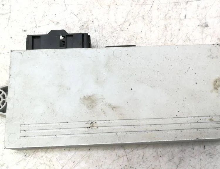 BMW 3 Series E90/E91/E92/E93 (2004-2013) CAS EWS 6964051 30486993