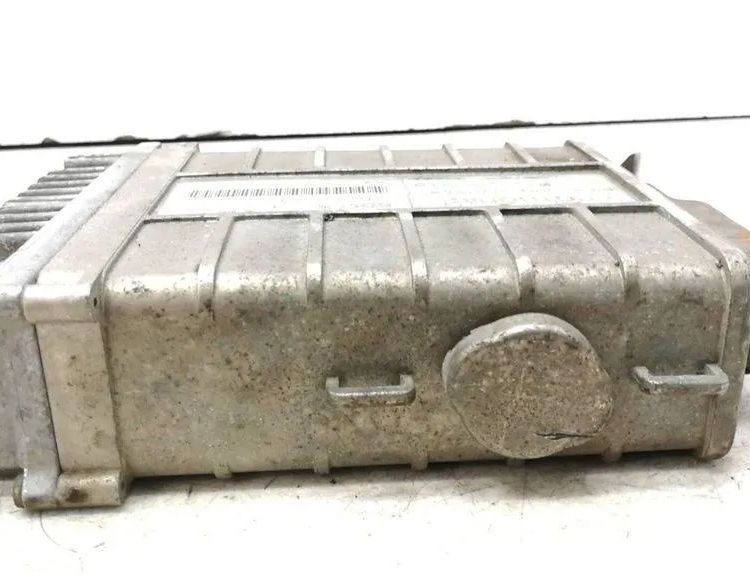 VOLKSWAGEN Golf 1 generation (1974-1993) Блок управления двигателем 893907383B,0285007061 31390780
