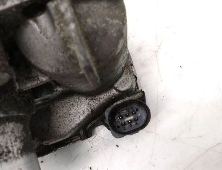 RENAULT Laguna 3 generation (2007-2015) Дроссельная заслонка 8200330812,8200330810 31981748