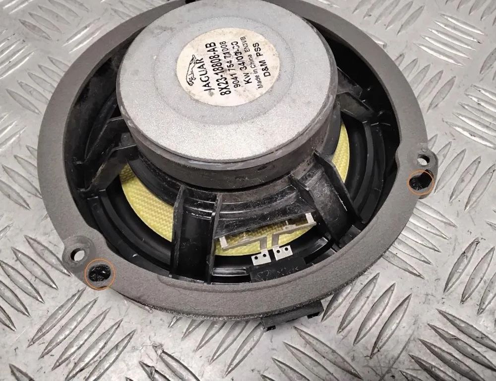 JAGUAR XF 1 generation (2011-2016) Задняя правая колонка в двери 8X2318808AB 30478339