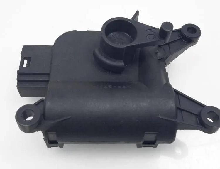 VOLKSWAGEN Golf 5 generation (2003-2009) Salona sildītāja vadības vārsti 7L0907511L 32902486