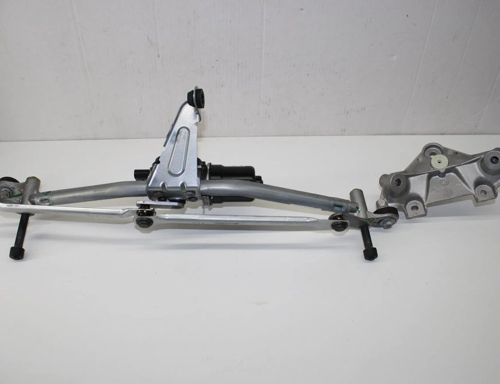 BMW X5 G05/G18 (2018-2024) Front Windshield Wiper Mechanism 5a45fd1,5a47511 31557270