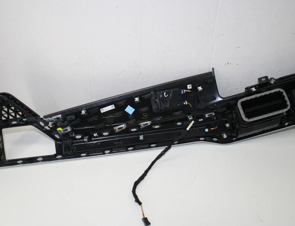 BMW X6 G06 (2019-2024) Panel trim shield 33085808