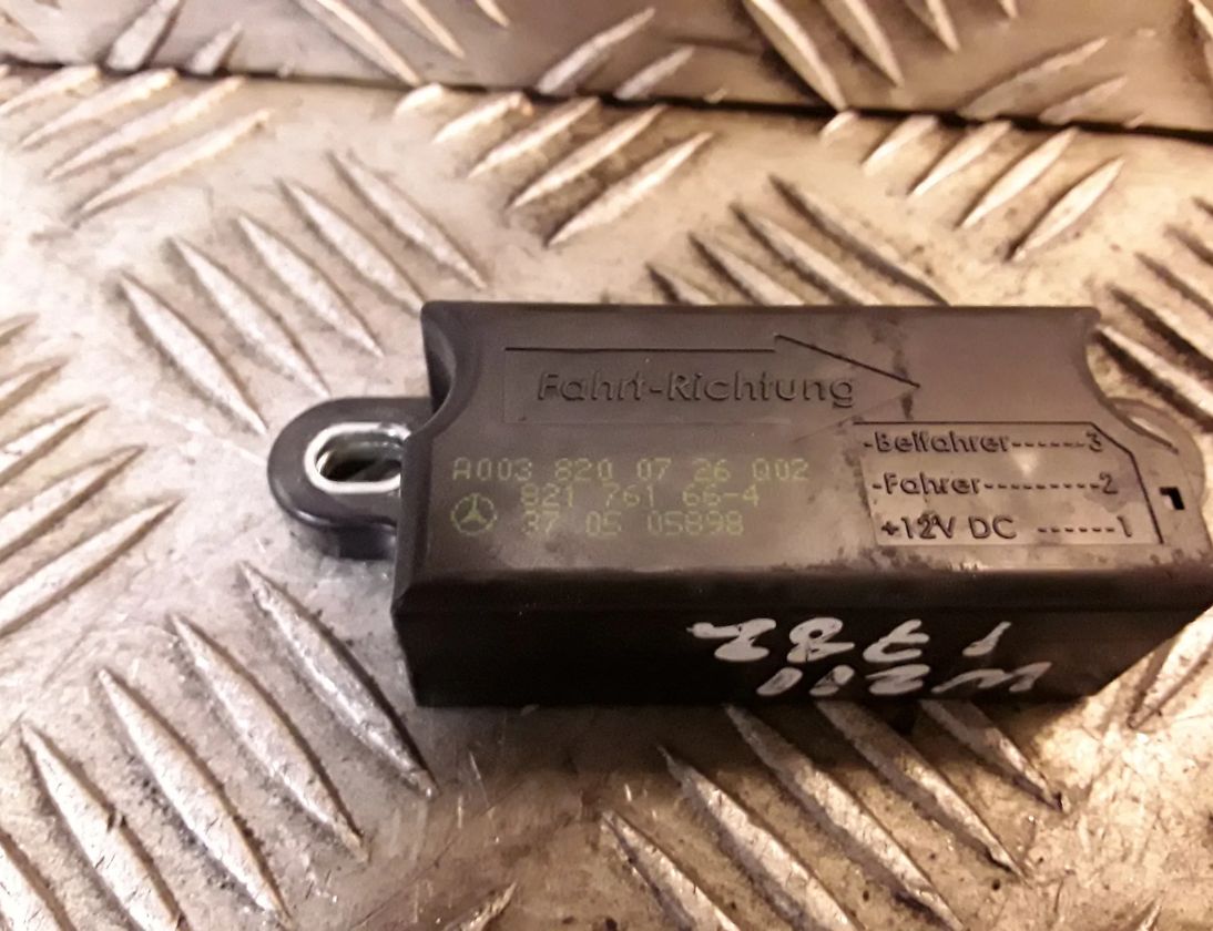 MERCEDES-BENZ E-Class W211/S211 (2002-2009) Priekšējais kreisais trieciena sensors 0038200726,a0038200726 11739010