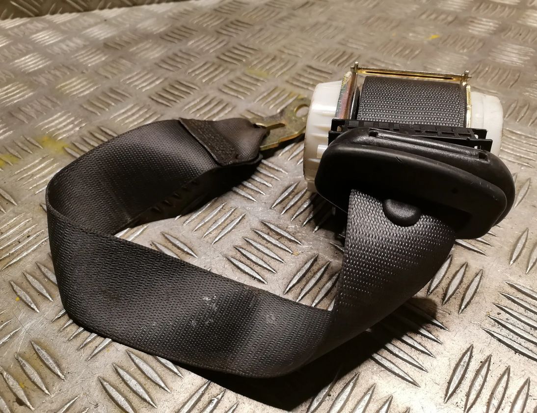 BMW 6 Series E63/E64 (2003-2010) Rear Right Seatbelt 7073542 17148219