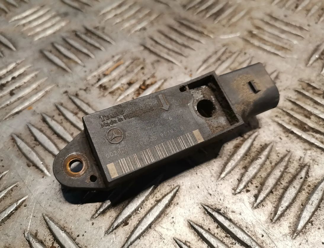 MERCEDES-BENZ E-Class W211/S211 (2002-2009) Датчик удара передний правый 0028202726 18199402