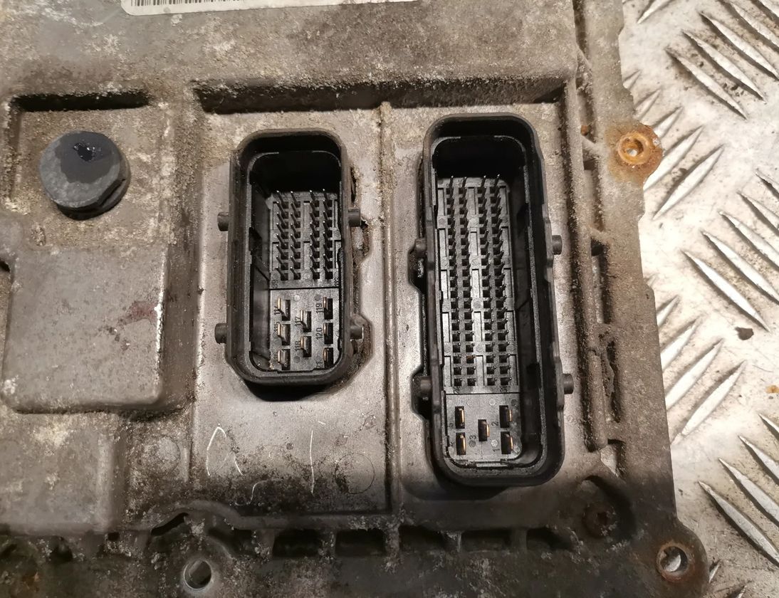 SMART Fortwo 1 generation (1998-2007) Engine Control Unit ECU 0003107V007 18316047