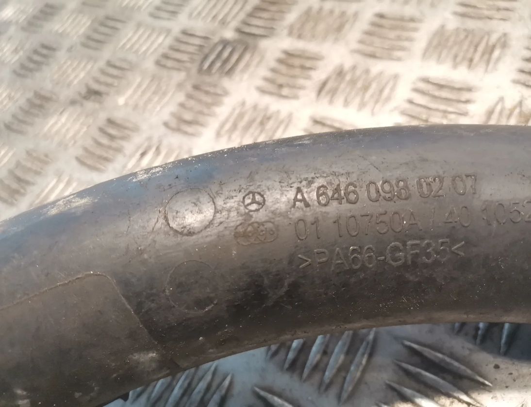 MERCEDES-BENZ C-Class W204/S204/C204 (2004-2015) Air supply hose pipe 6460980207 20841353