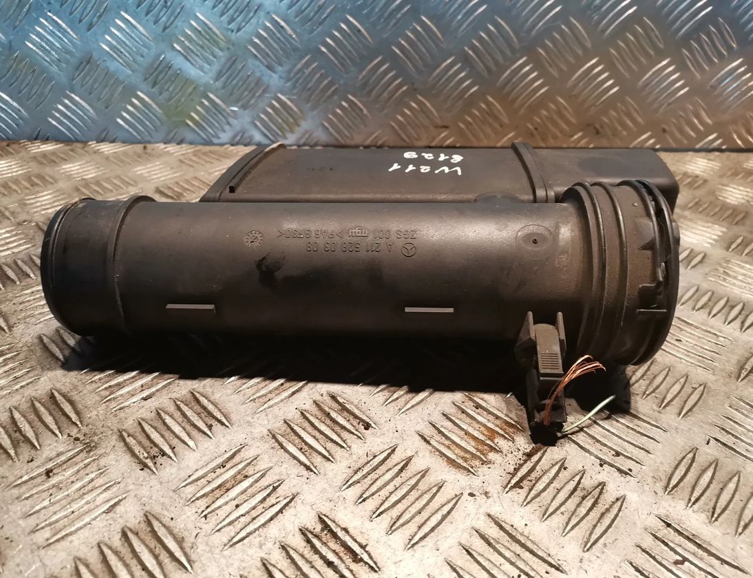 MERCEDES-BENZ E-Class W211/S211 (2002-2009) Воздухозаборная труба 2115280308 21749024