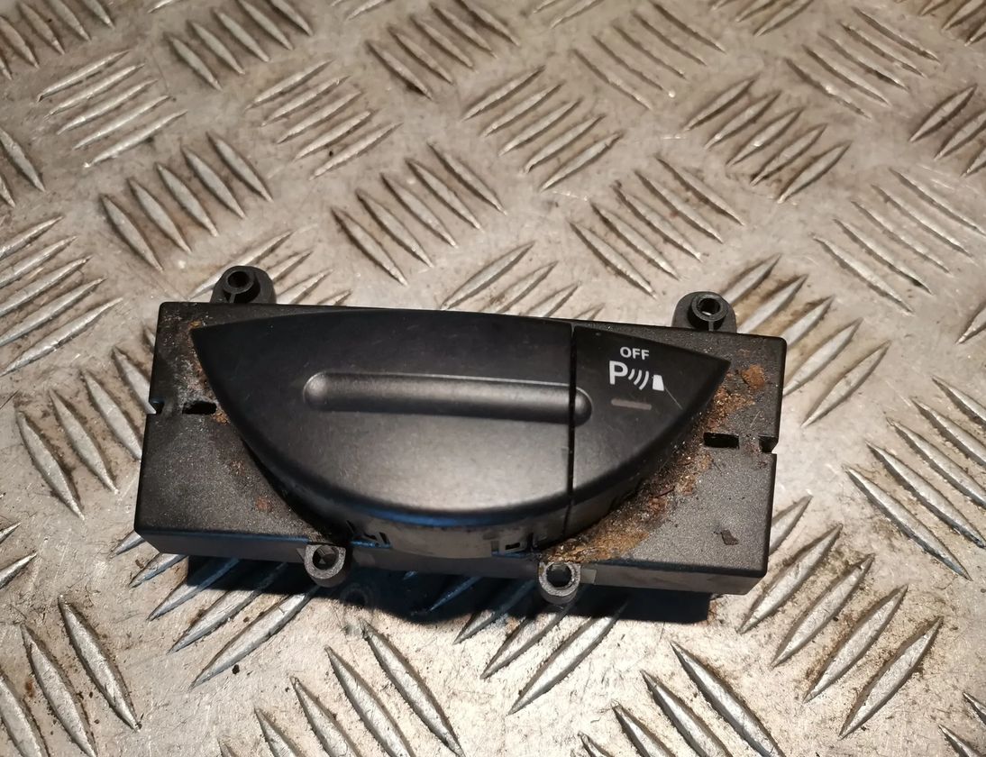 MERCEDES-BENZ E-Class W211/S211 (2002-2009) Parkošanās palīdzības slēdzis 2118216958,A2118205210 24698212