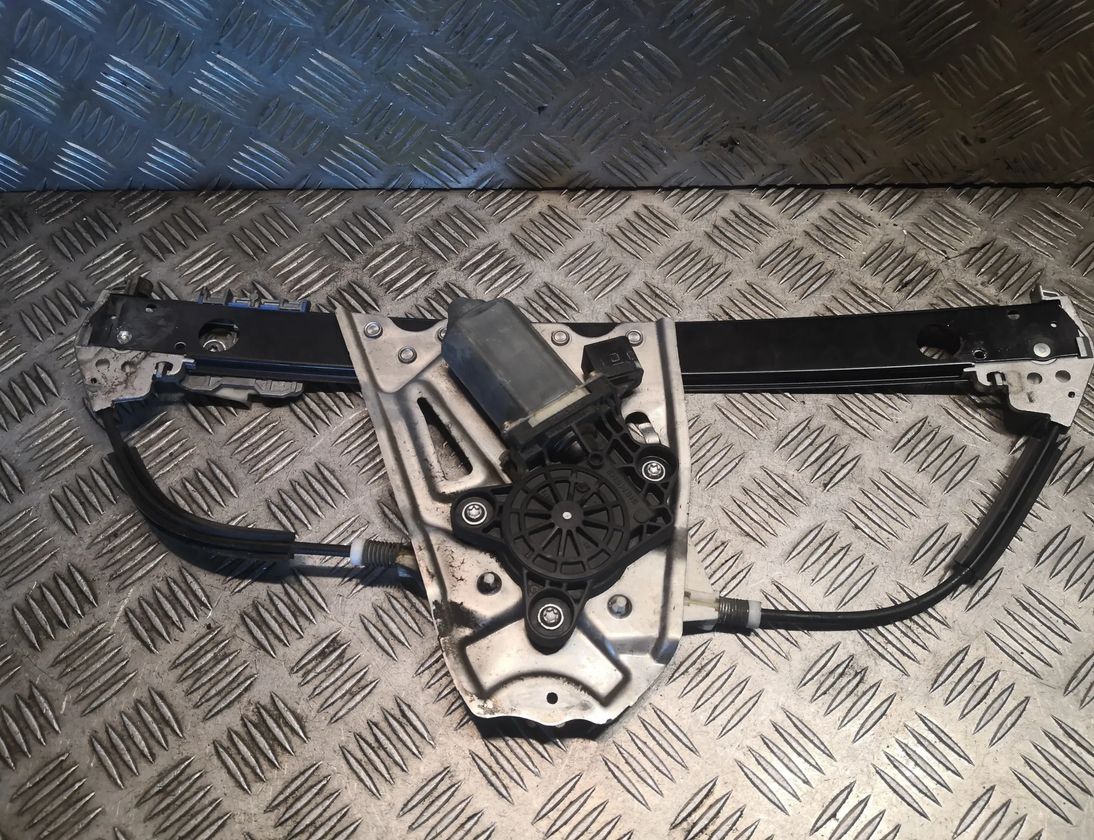 MERCEDES-BENZ S-Class W220 (1998-2005) Стеклоподъемник задней левой двери 2207300346,A2207300346 25607161