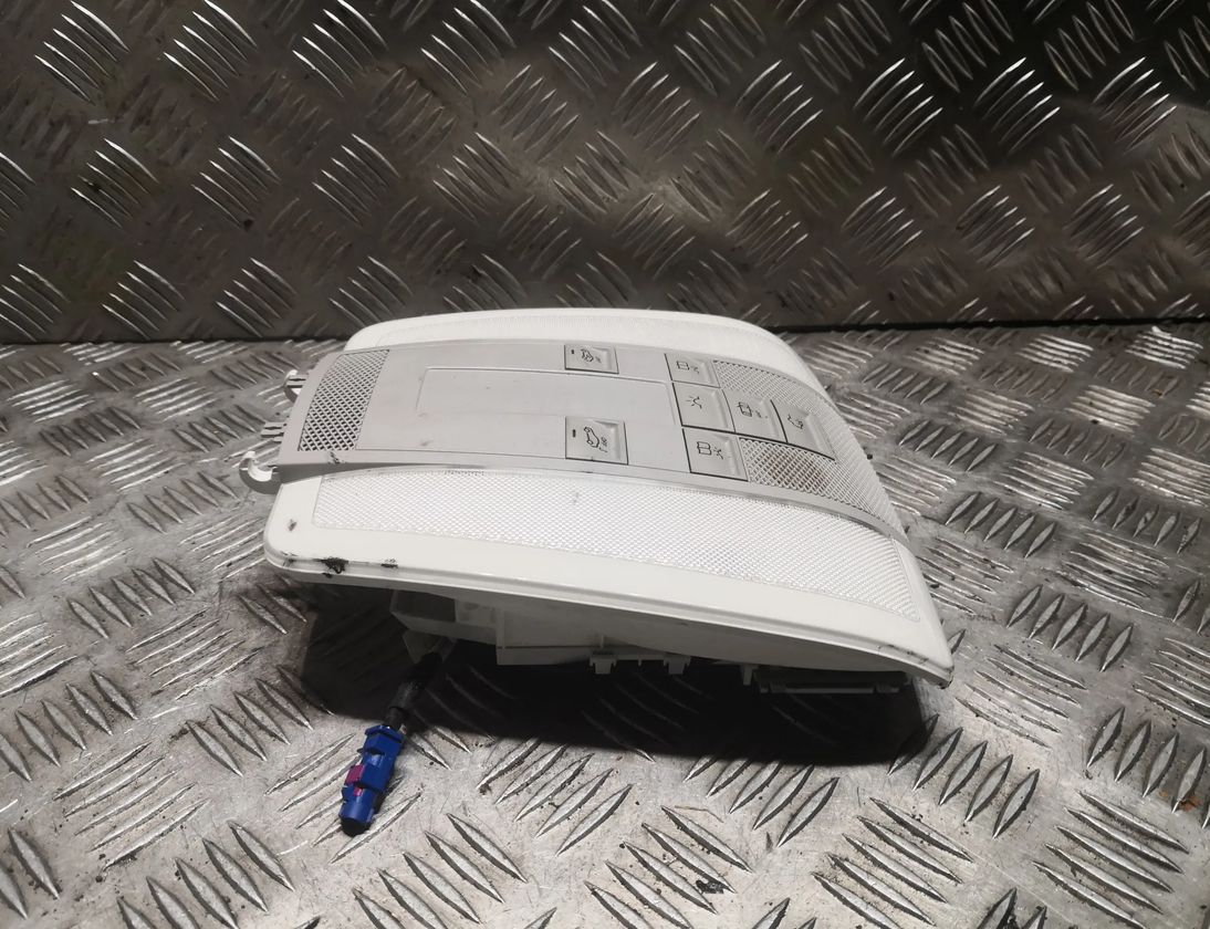 MERCEDES-BENZ C-Class W204/S204/C204 (2004-2015) Освещение салона 2049063002,A2049063002 28057143