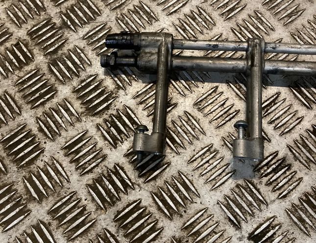 VOLKSWAGEN Phaeton 1 generation (2002-2016) Labās puses degvielas rampa 07z133317k 31890943