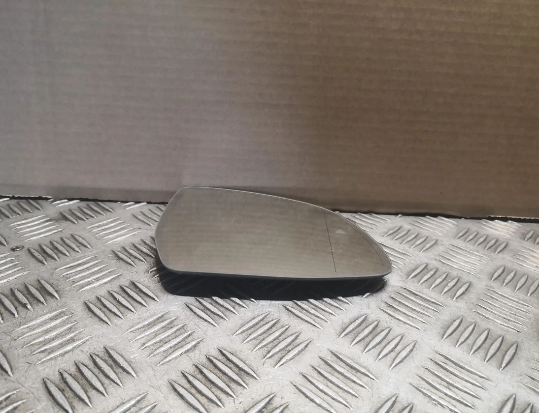 BMW X5 G05/G18 (2018-2024) Priekšējo labo durvju spoguļa stikls 51167441444,7441444 32784080