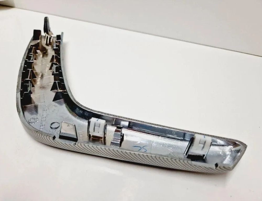 PEUGEOT 2008 2 generation (2019-2023) Priekšējo kreiso durvju apdare 9673871577 30545468