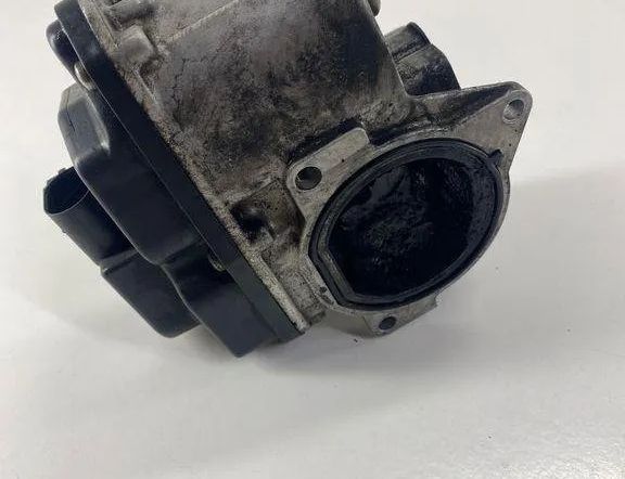 SKODA Superb 1 generation (2001-2008) EGR vārsts 03L131501K 30548899