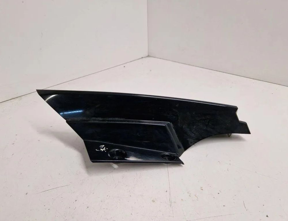 NISSAN X-Trail T32 (2013-2022) Aizmugurējā kreisā luktura apdare 960334CE0A 30555234