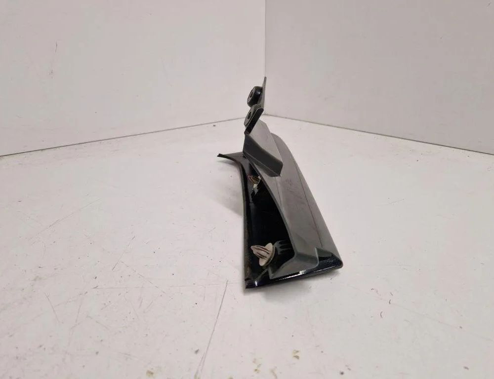 NISSAN X-Trail T32 (2013-2022) Aizmugurējā kreisā luktura apdare 960334CE0A 30555234