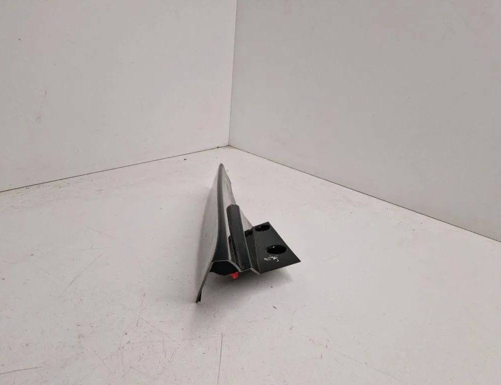 NISSAN X-Trail T32 (2013-2022) Aizmugurējā kreisā luktura apdare 960334CE0A 30555234