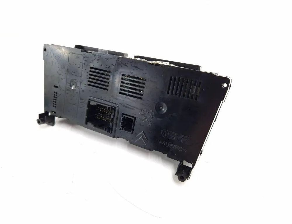 PEUGEOT 5008 1 generation (2009-2016) Citau veidu vadības bloki 96738323XT 30562026