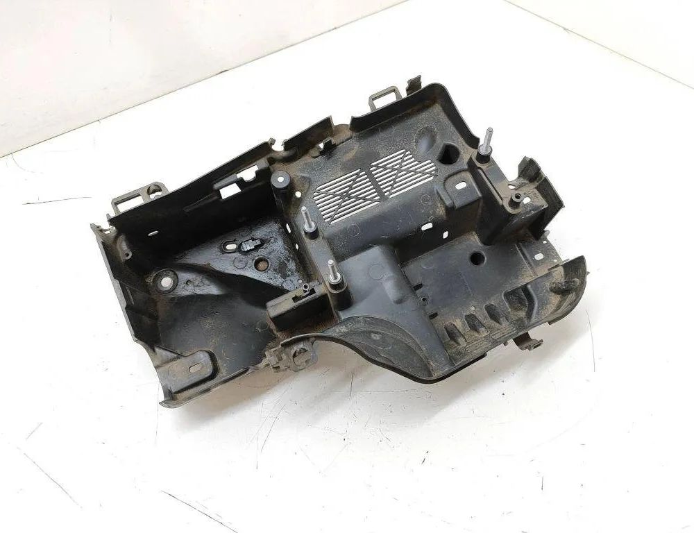 PEUGEOT 508 1 generation (2010-2020) Fuse Box 9687677280 30563088