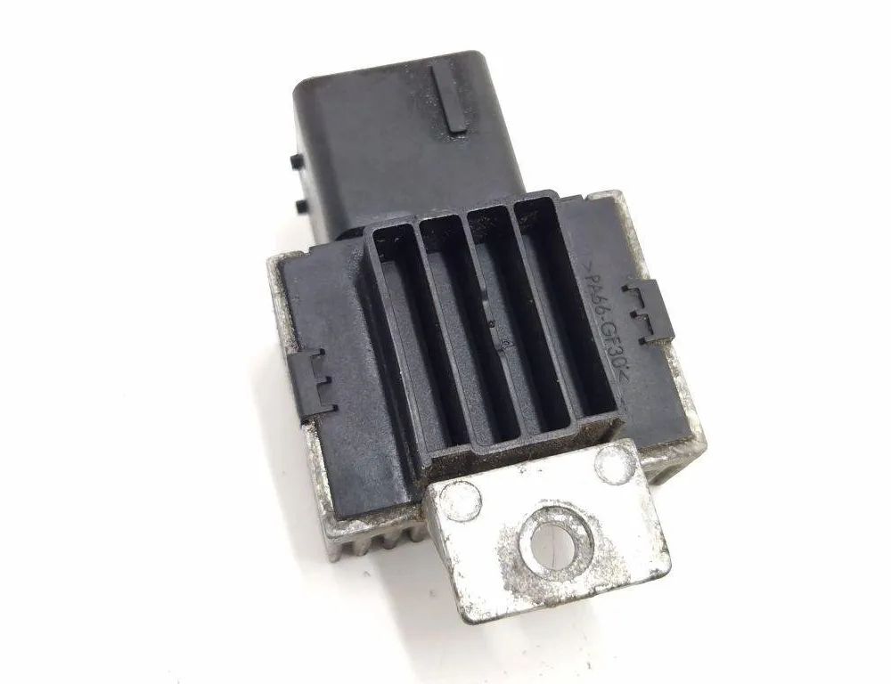 CITROËN DS5 1 generation (2012-2015) Aizdedzes sveces 9663824880,598144 30565728