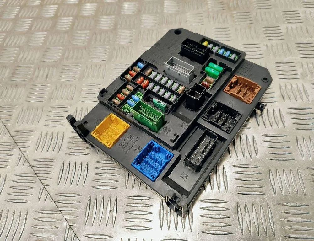 PEUGEOT 308 T9 (2013-2021) Блок управления Комфорт BSIQ0301,9806687880 30569055