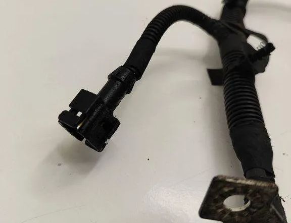 PEUGEOT 308 T9 (2013-2021) Положительный аккумуляторный кабель 9801722780 30575081