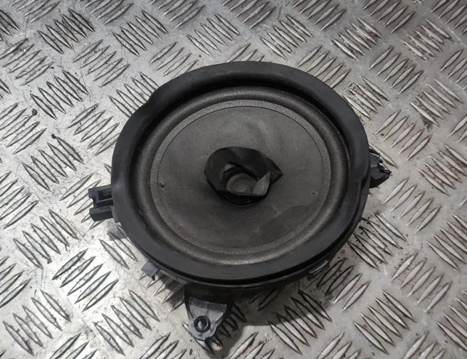 VOLVO V70 3 generation (2007-2020) Front Right Door Loudspeaker 30679498 23420959