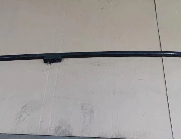 MERCEDES-BENZ GL-Class X166 (2012-2015) Aizmugurējais kreisais jumta rokturis A1668900500 30647624