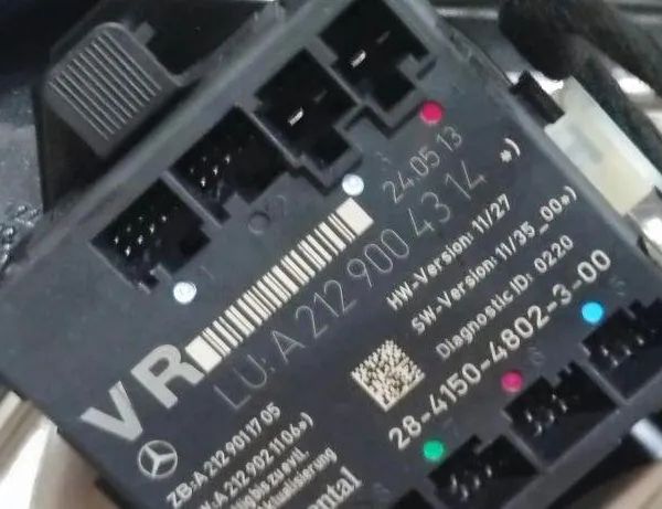 MERCEDES-BENZ CLS-Class C218/X218 (2011-2017) Front Left Door A2128201302 30647674