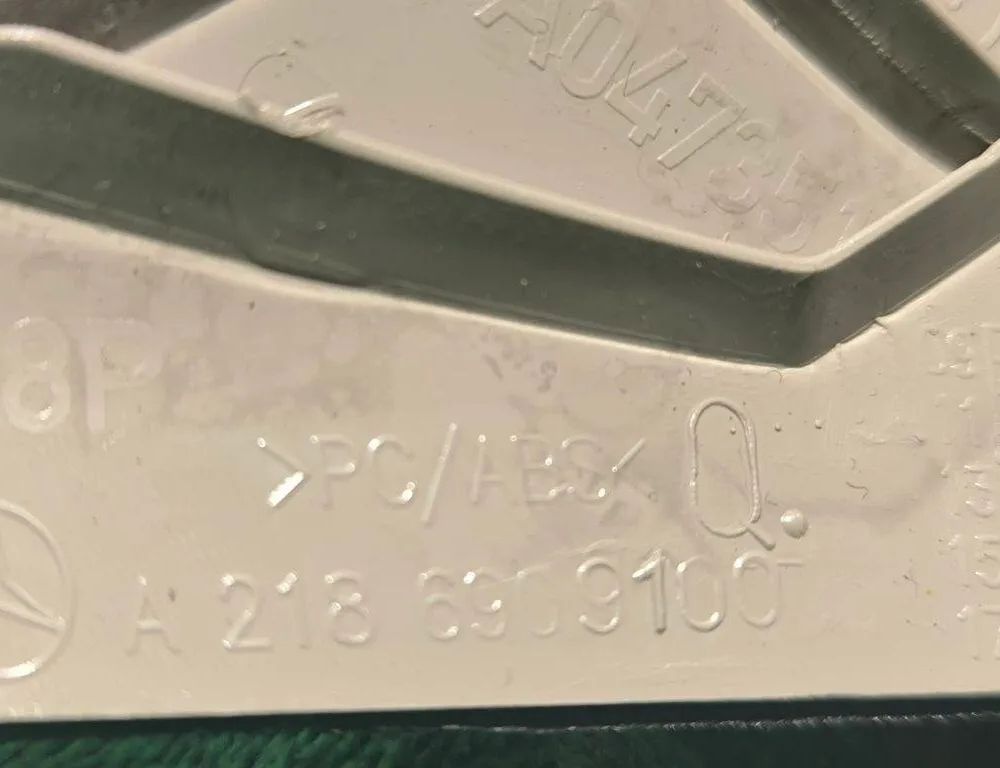 MERCEDES-BENZ CLS-Class C218/X218 (2011-2017) Priekšējā kreisā statņa apdare A2186909100 30650109